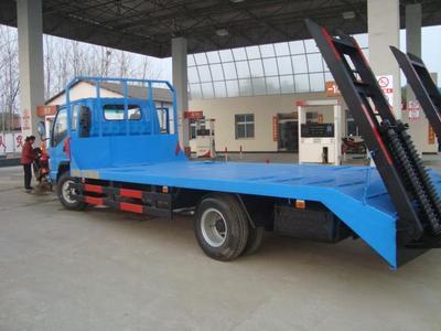 平板車(chē)全面指南 選購(gòu)、保養(yǎng)與湖北程力專(zhuān)汽銷(xiāo)售服務(wù)解析